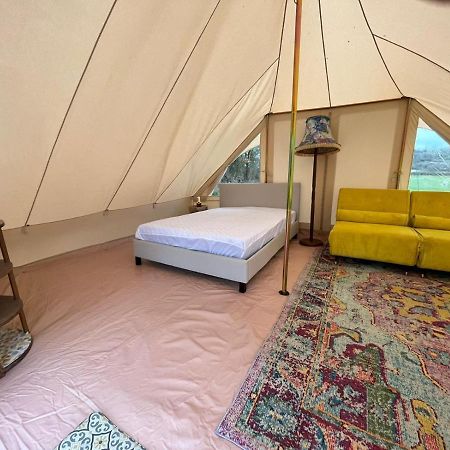 1 Glamping Tent With Kitchen & Electric On Small Family Campsite, No Bedding Supplied Narberth Dış mekan fotoğraf