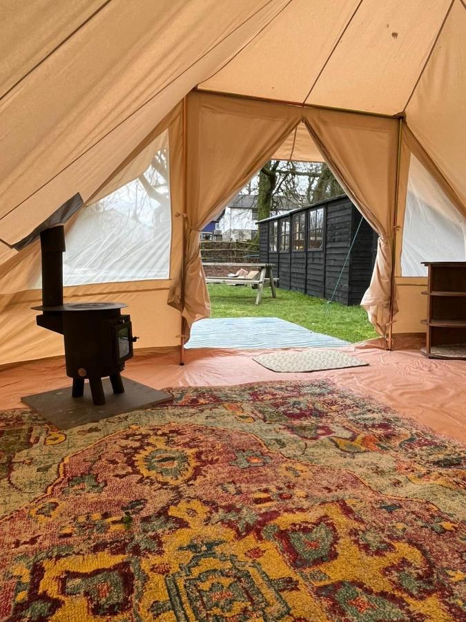 1 Glamping Tent With Kitchen & Electric On Small Family Campsite, No Bedding Supplied Narberth Dış mekan fotoğraf