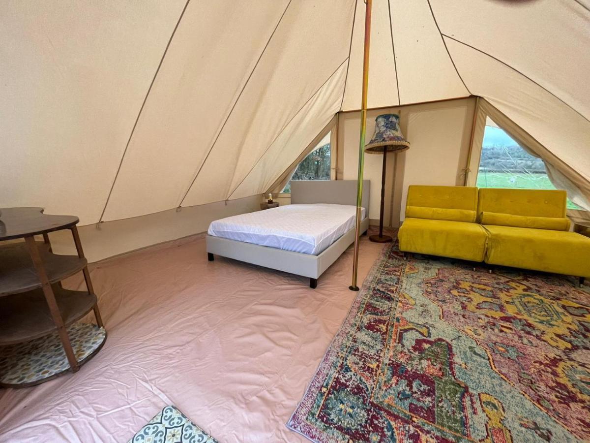 1 Glamping Tent With Kitchen & Electric On Small Family Campsite, No Bedding Supplied Narberth Dış mekan fotoğraf