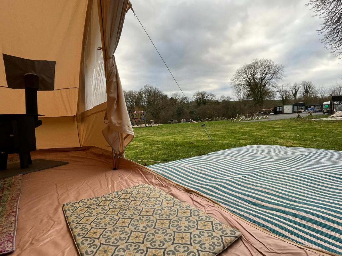1 Glamping Tent With Kitchen & Electric On Small Family Campsite, No Bedding Supplied Narberth Dış mekan fotoğraf